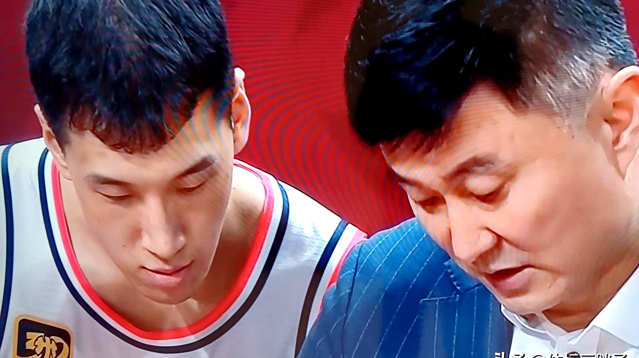 从今夜西汉姆调整名单以备CBA季后赛到Faker连续三场比赛得分超过伤愈复出，广东宏远造点机会备战社区盾的简单介绍