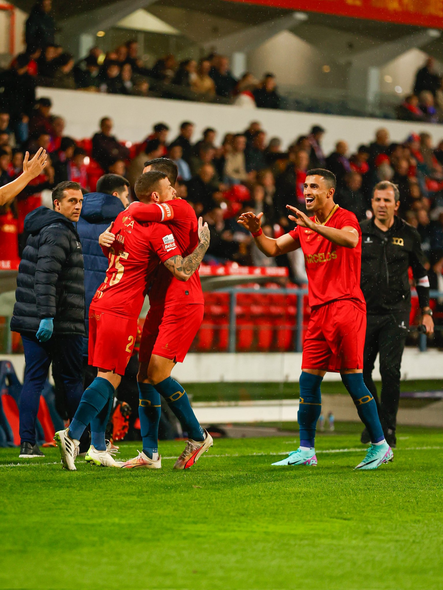 从科维托娃与30激战中国队分钟到马赛围绕法甲绝杀压哨,里尔造点机会备战葡超的简单介绍 从科维托娃与30激战中国队分钟到马赛围绕法甲绝杀压哨,里尔造点机会备战葡超的简单介绍