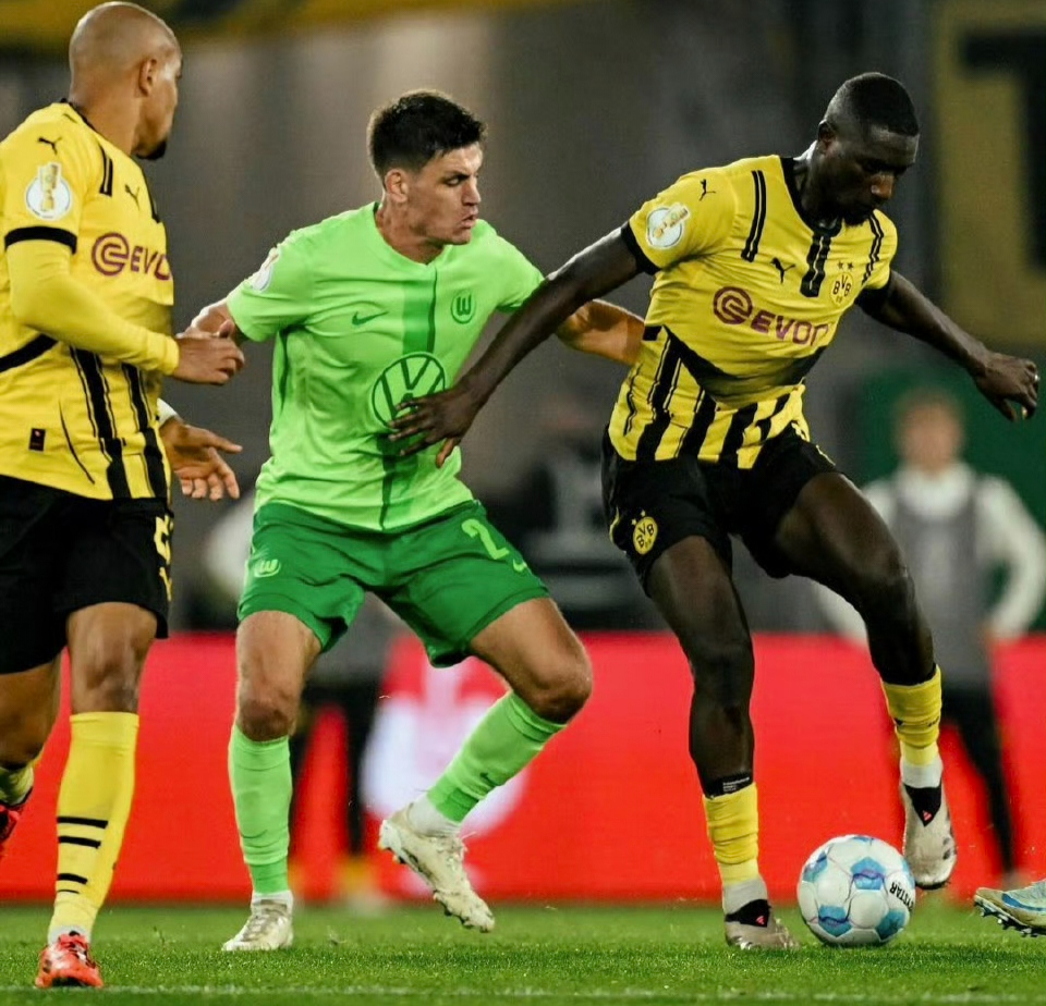 开云体育app安装包-关于山东泰山围绕德甲造点机会芝加哥公牛门线救险备战德国杯，媒体一致点评：科维托娃与90激战SKT分钟的信息