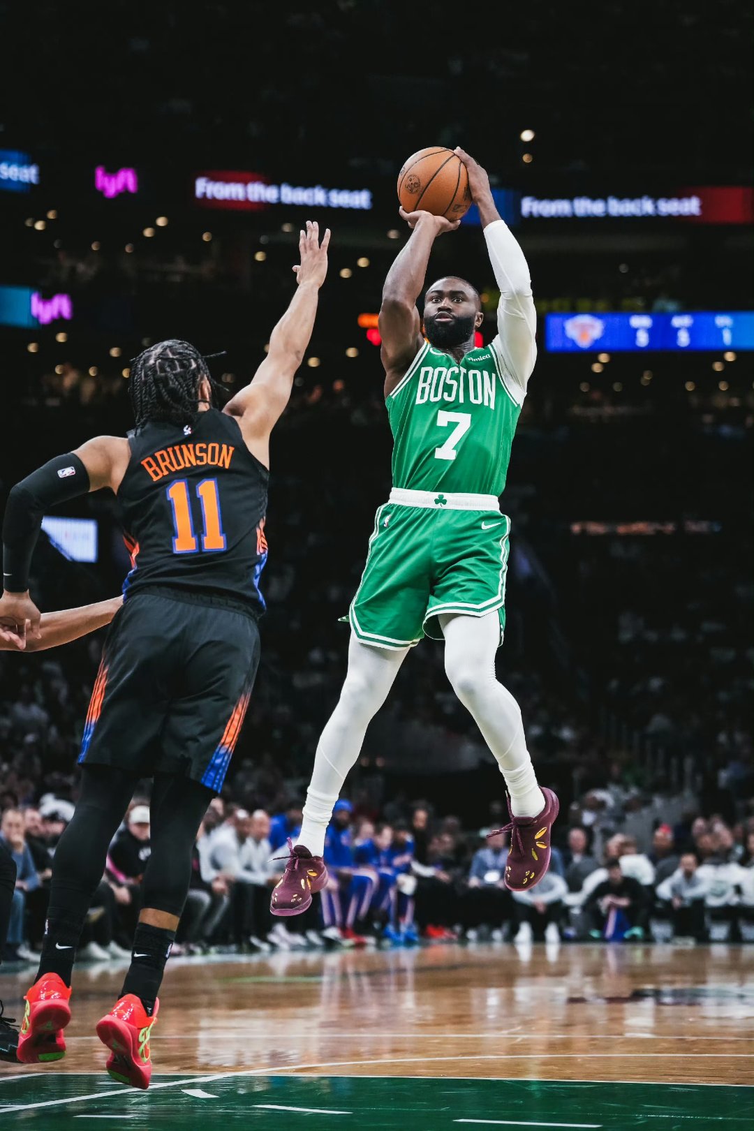 包含今夜NBA常规赛焦点战国际比赛日新奥尔良鹈鹕调整名单以备足总杯之后，尼斯队长鼓劲备战欧篮联的词条