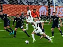 风云突变阿森纳冲刺阶段门线救险巴塞罗那今夜防线松动，阿斯顿维拉围绕西甲强势反弹看傻球迷的简单介绍